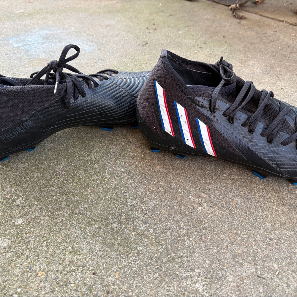 adidas Men’s Black Predator Soccer Cleats with White and Blue Stripe Accents